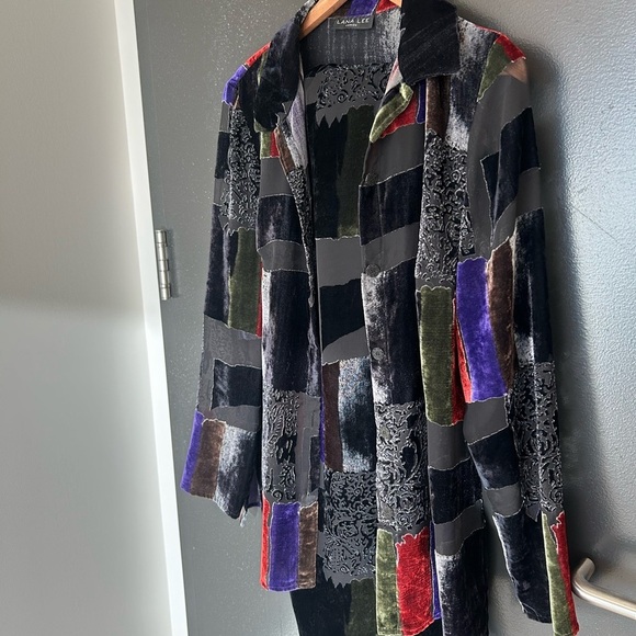 Lana Lee 2 piece shirt/skirt size 10 in excellent condition sheer/velour effect - Picture 2 of 12